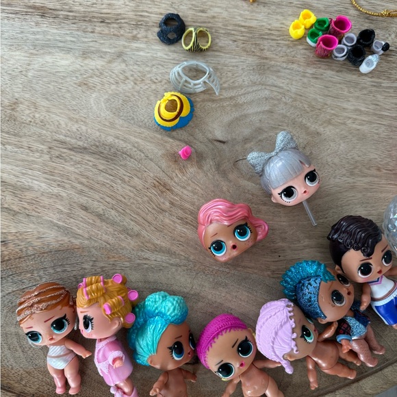 L.O.L. Surprise dolls (13)  and accessories - Picture 3 of 5